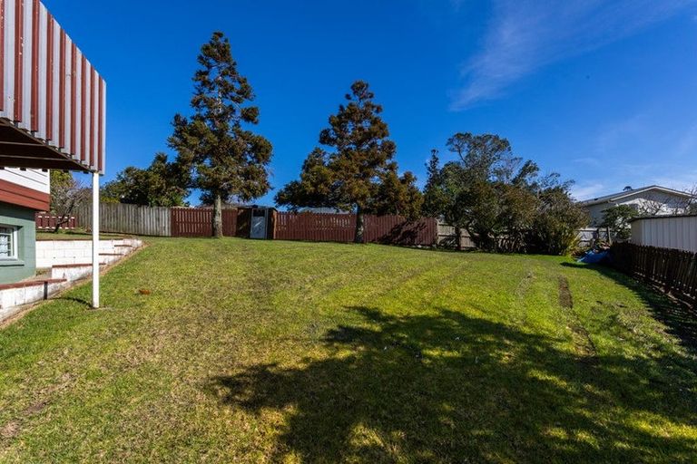 Photo of property in 13 Rautawhiri Road, Helensville, 0800