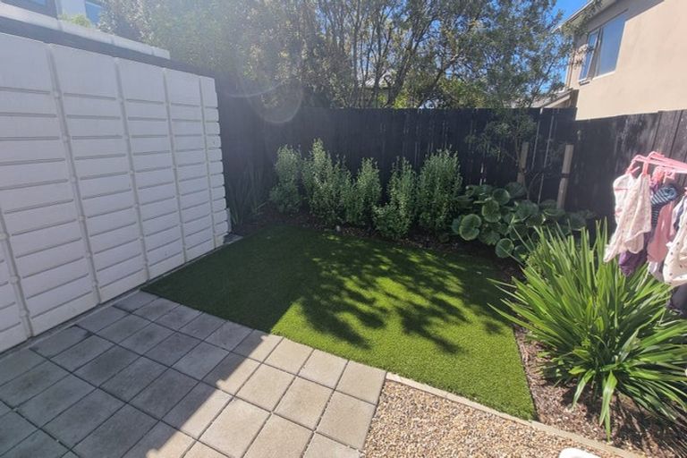 Photo of property in 13/3234 Great North Road, New Lynn, Auckland, 0600