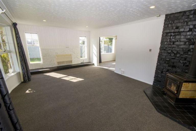 Photo of property in 8 Gibbs Drive, Woodend, 7610