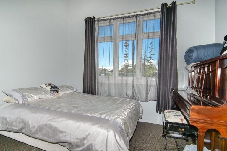 Photo of property in 150 Derby Street, Westport, 7825