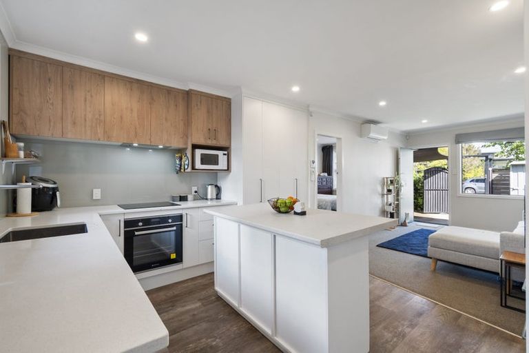 Photo of property in 43 Hereford Street, West End, Palmerston North, 4410