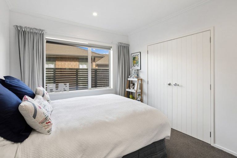 Photo of property in 14 Kelly Place, Whitianga, 3510