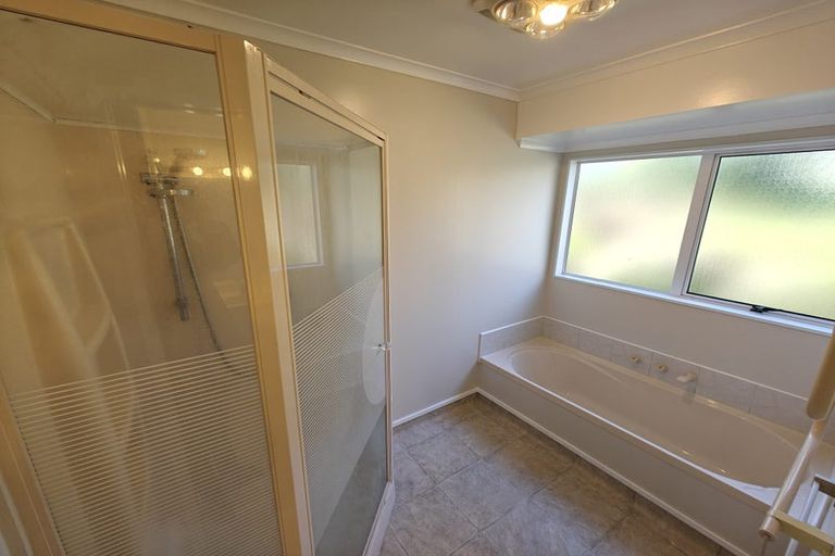 Photo of property in 76 Splitt Avenue, Glenview, Hamilton, 3206