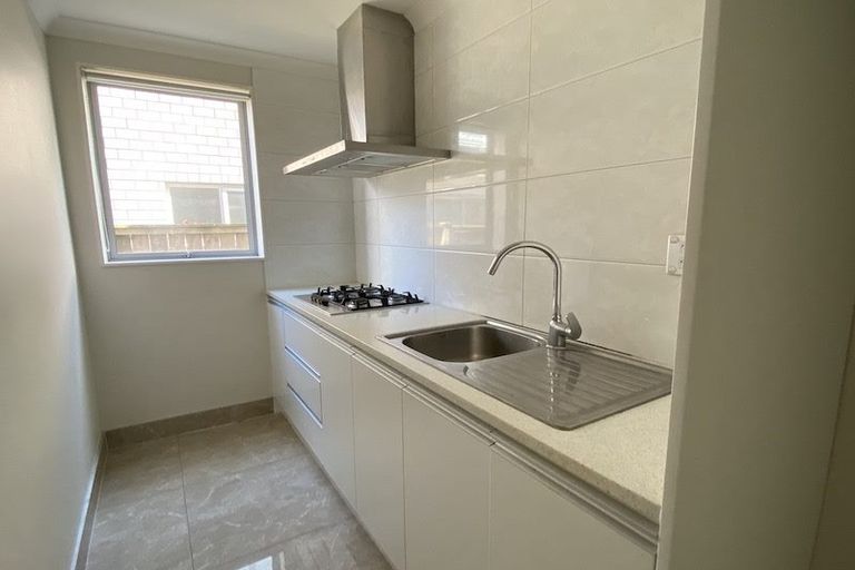 Photo of property in 16 Kira Road, Flat Bush, Auckland, 2016