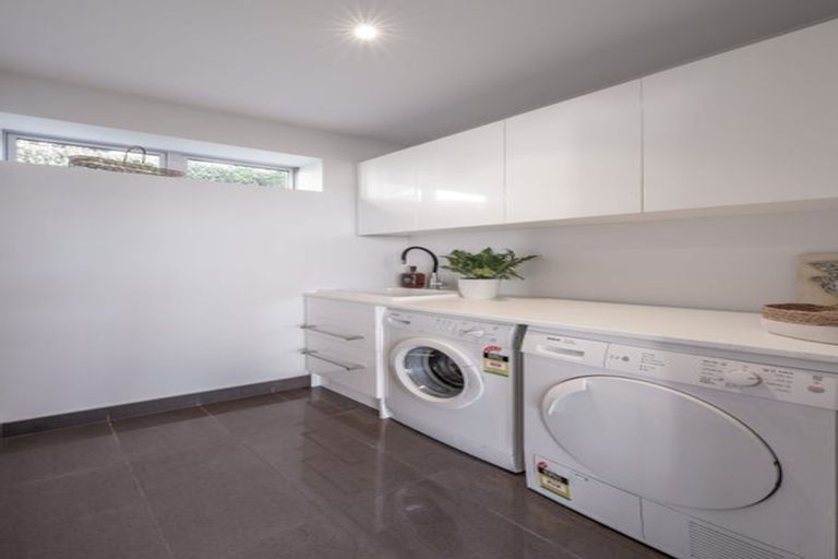 Photo of property in 19a Sunrise Bay Drive, Wanaka, 9305