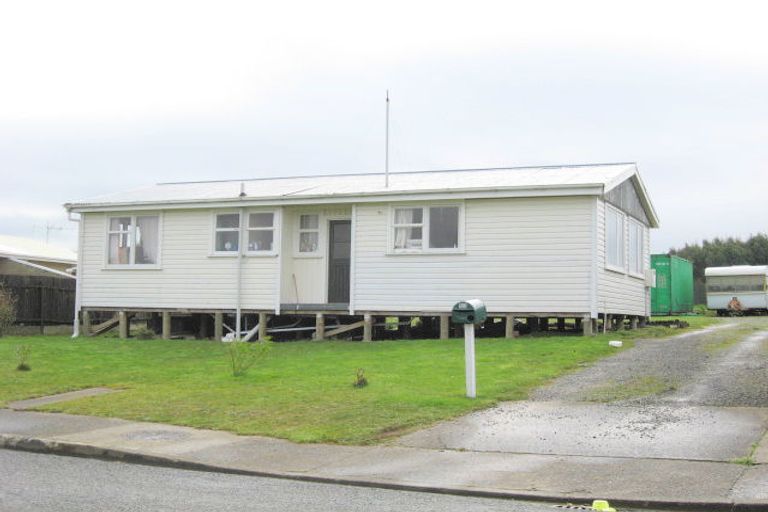 Photo of property in 122 Vernon Street, Kingswell, Invercargill, 9812