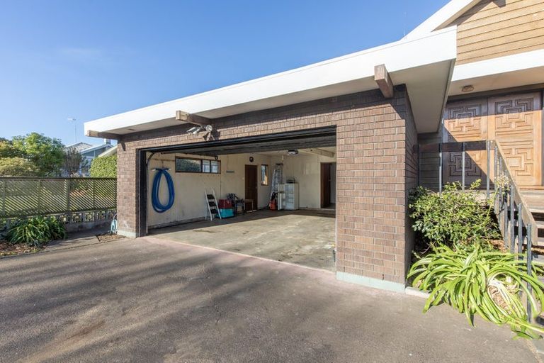 Photo of property in 17a Gaisford Terrace, Waipukurau, 4200