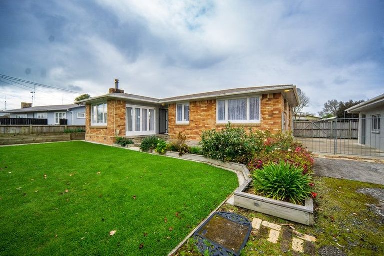 Photo of property in 27 Cotton Street, St Andrews, Hamilton, 3200