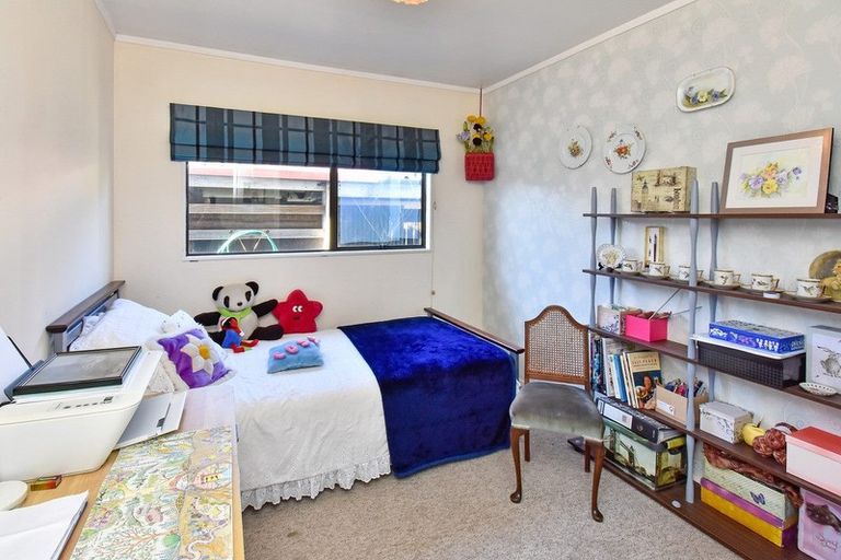 Photo of property in 7a Justamere Place, Weymouth, Auckland, 2103