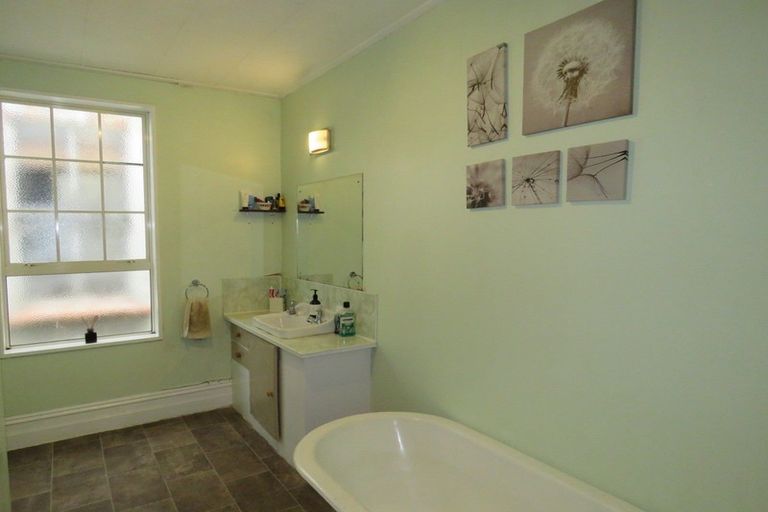 Photo of property in 87 Peel Street, Westport, 7825