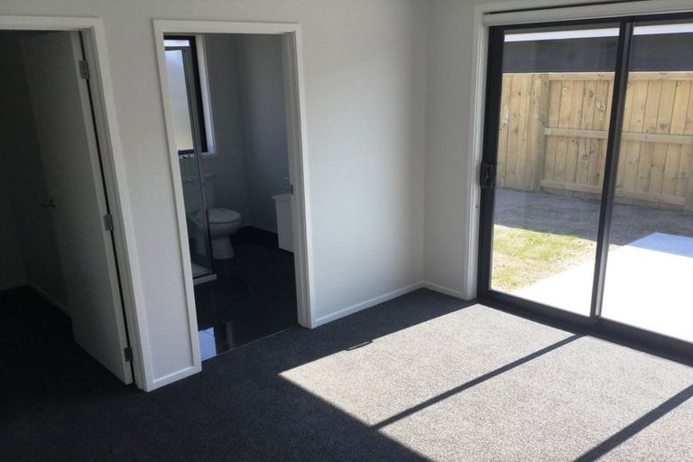 Photo of property in 8 Bill Miller Drive, Papamoa, 3118