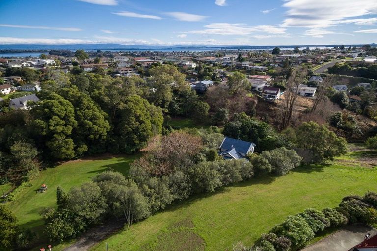 Photo of property in 35 Maungawhare Place, Otumoetai, Tauranga, 3110