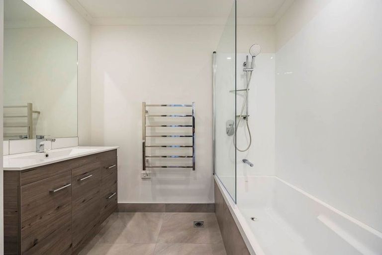 Photo of property in 76 Mapou Road, Hobsonville, Auckland, 0616