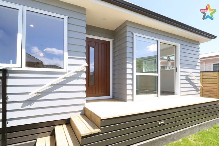 Photo of property in 2b Mayo Grove, Naenae, Lower Hutt, 5011