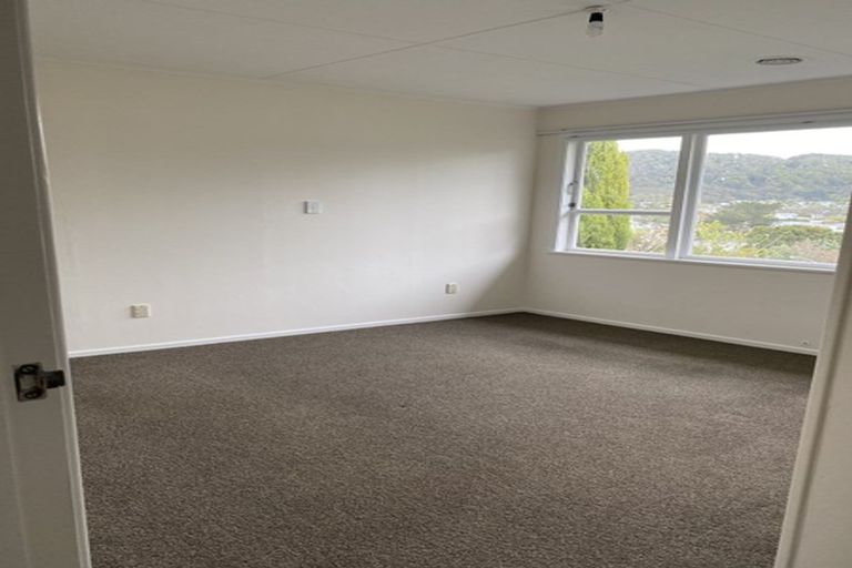 Photo of property in 24 Mimihau Grove, Wainuiomata, Lower Hutt, 5014