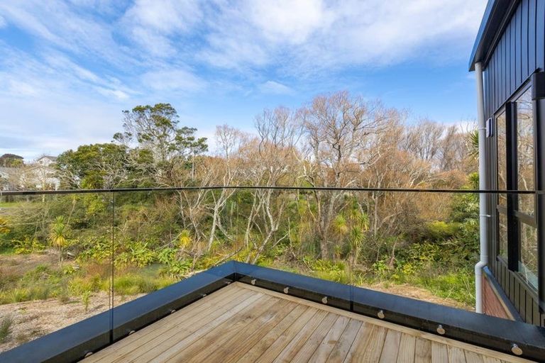 Photo of property in 18/26 Springvale Drive, Fairview Heights, Auckland, 0632