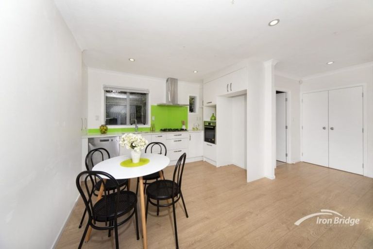 Photo of property in 1/29 Humphrey Kemp Avenue, Henderson, Auckland, 0612