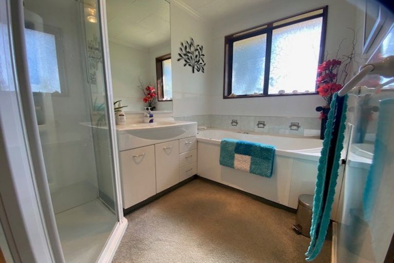 Photo of property in 6 Cobham Crescent, Omakau, 9376
