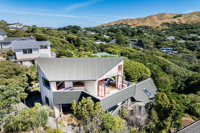Photo of property in 11 Puketai Place, Pukerua Bay, 5026