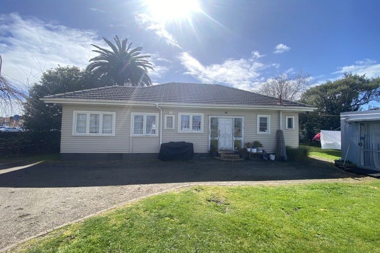 Photo of property in 77 Avalon Drive, Nawton, Hamilton, 3200