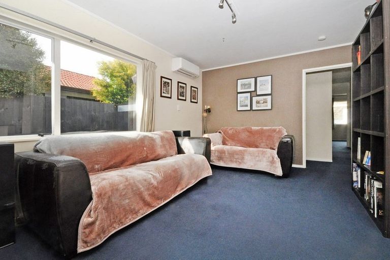 Photo of property in 176 Solar Road, Glen Eden, Auckland, 0602