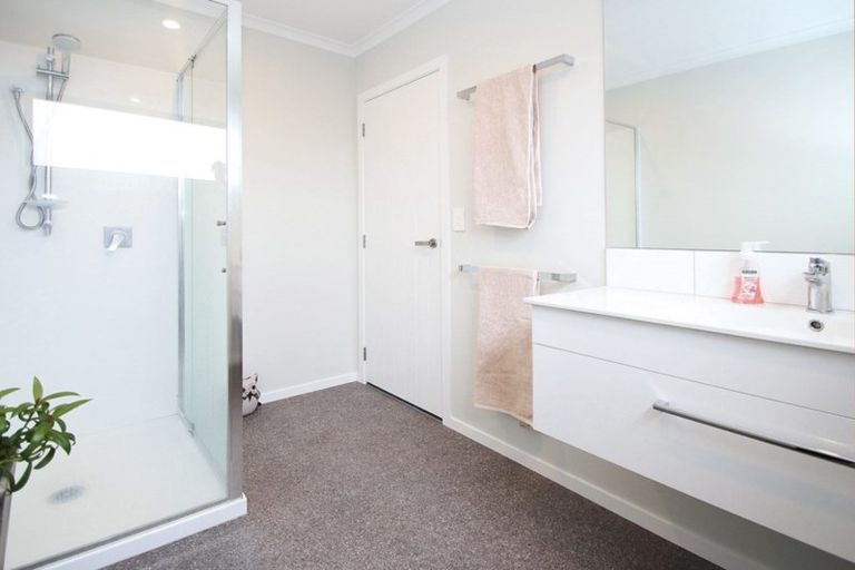 Photo of property in 60 Oak Ridge Drive, Te Awamutu, 3800