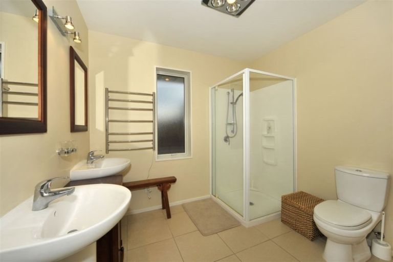 Photo of property in 18 James Hight Drive, Halswell, Christchurch, 8025