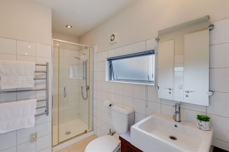 Photo of property in 5/117 Canon Street, Edgeware, Christchurch, 8013