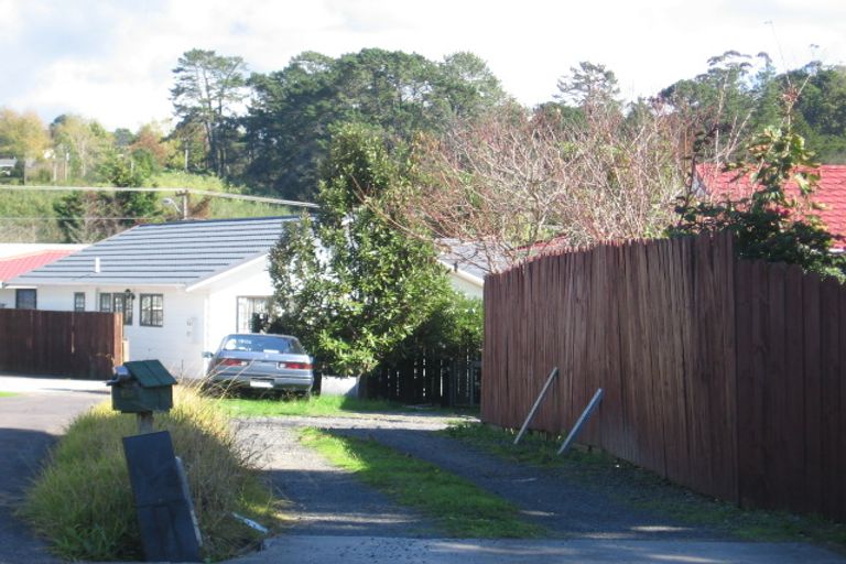 Photo of property in 18a Starforth Place, Henderson, Auckland, 0612