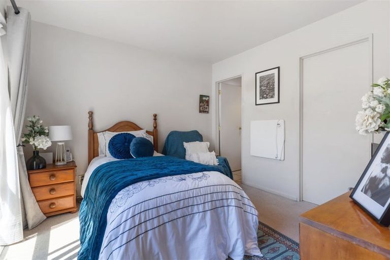 Photo of property in 2b Hall Avenue, Mangere, Auckland, 2022