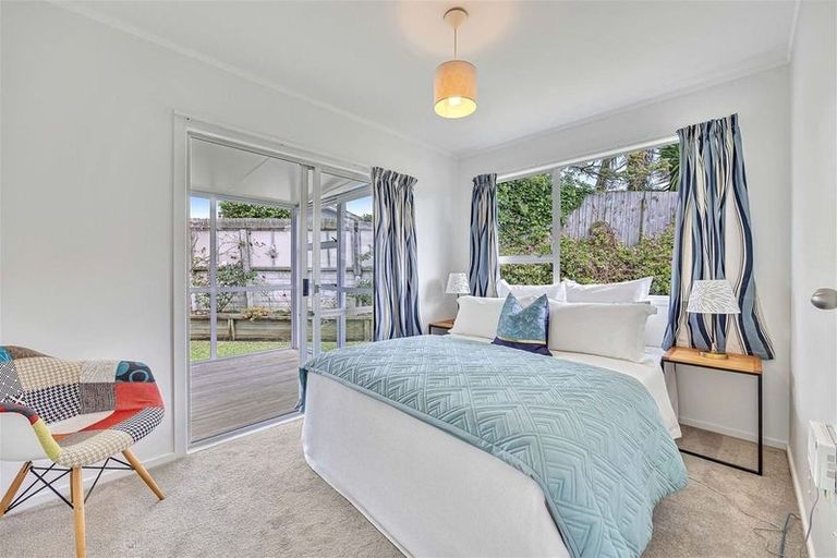 Photo of property in 4 Bacot Place, Howick, Auckland, 2014