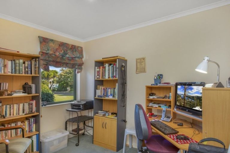 Photo of property in 4 Stanfield Court, Rototuna, Hamilton, 3210