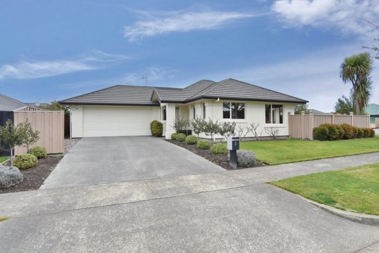 Photo of property in 3 Mahlet Street, Northwood, Christchurch, 8051
