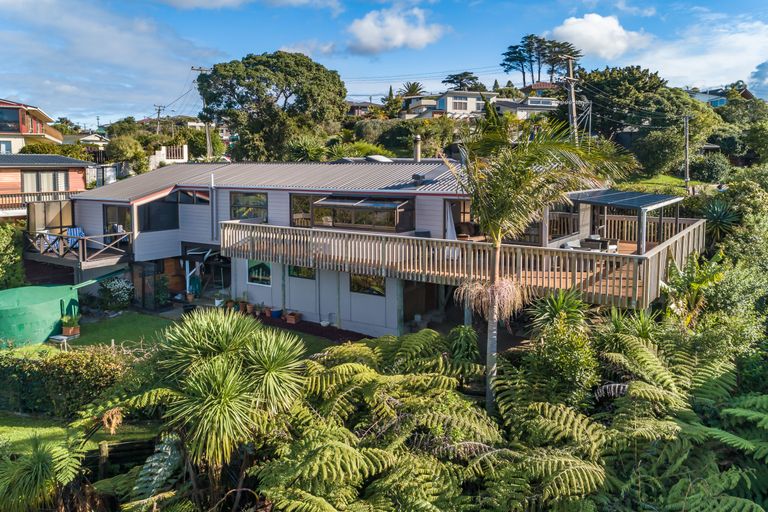 Photo of property in 47 Layton Road, Manly, Whangaparaoa, 0930