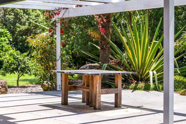 Photo of property in 3 Cochrane Drive, Kerikeri, 0230