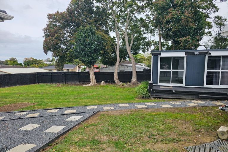 Photo of property in 30 Hyperion Drive, Randwick Park, Auckland, 2105