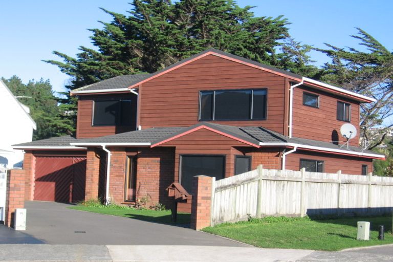 Photo of property in 25 Ronald Woolf Place, Churton Park, Wellington, 6037