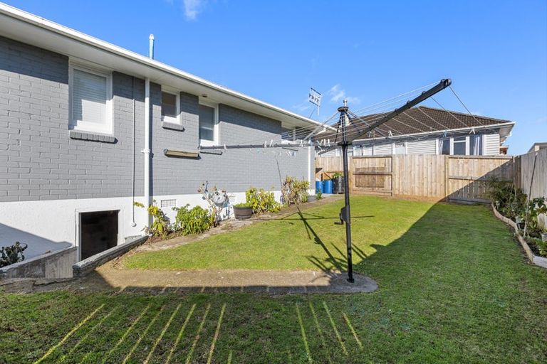 Photo of property in 29 Henderson Crescent, Parkvale, Tauranga, 3112