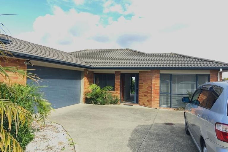 Photo of property in 11 Dunaff Place, Flat Bush, Auckland, 2019