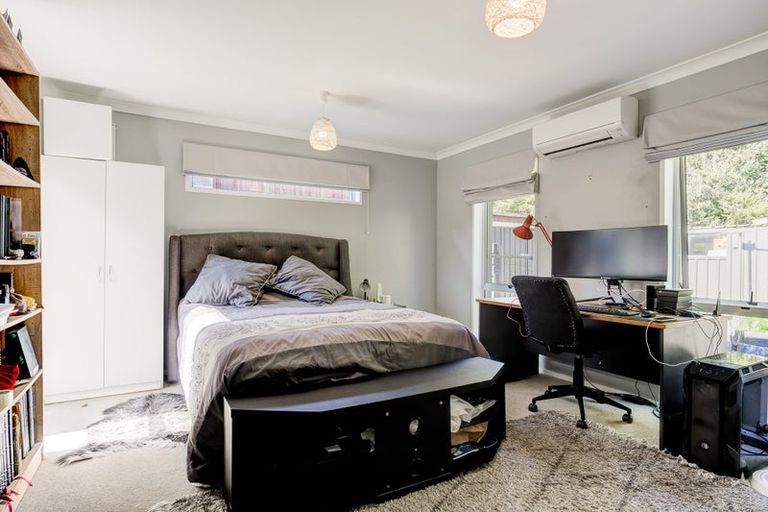 Photo of property in 24 Splitt Avenue, Glenview, Hamilton, 3206