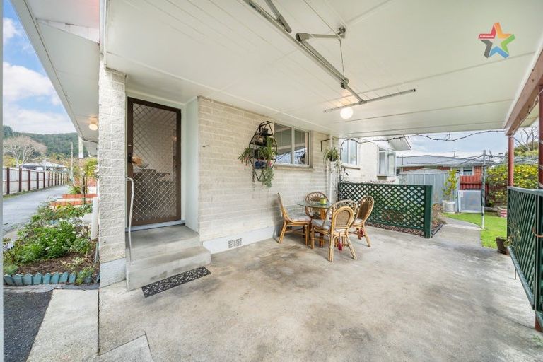 Photo of property in 66a Seddon Street, Wallaceville, Upper Hutt, 5018