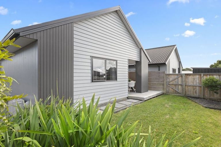 Photo of property in 29 Laurelwood Avenue, Pukekohe, 2120