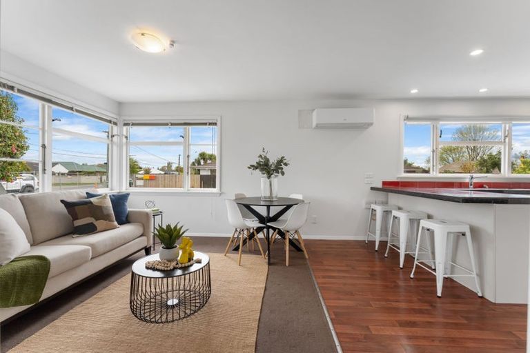 Photo of property in 292 Westminster Street, Mairehau, Christchurch, 8013