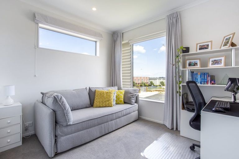 Photo of property in 18 Onekiritea Road, Hobsonville, Auckland, 0616