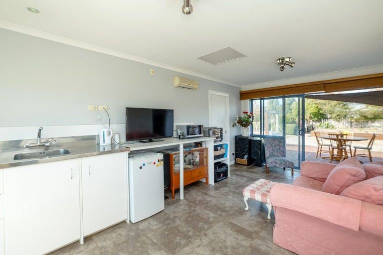 Photo of property in 4 Endelave Way, Carterton, 5713