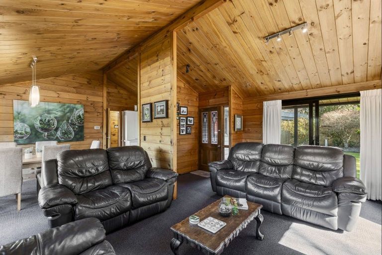 Photo of property in 7c Waterloo Place, Westown, New Plymouth, 4310