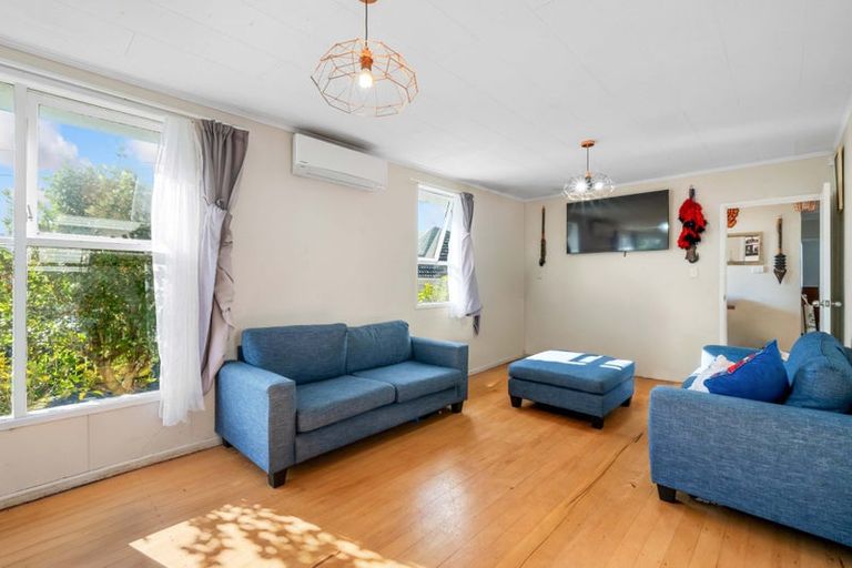 Photo of property in 26 Sandbrook Avenue, Otara, Auckland, 2023