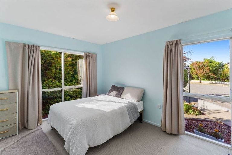 Photo of property in 20 Hillcrest Place, Avonhead, Christchurch, 8042
