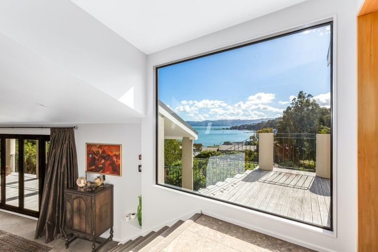 Photo of property in 52 Walter Road, Lowry Bay, Lower Hutt, 5013