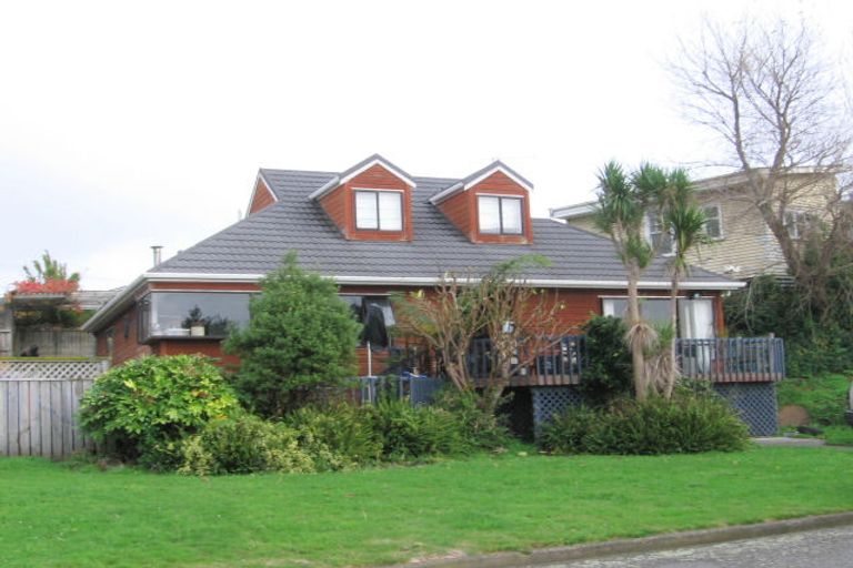 Photo of property in 13 Tangare Drive, Takapuwahia, Porirua, 5022